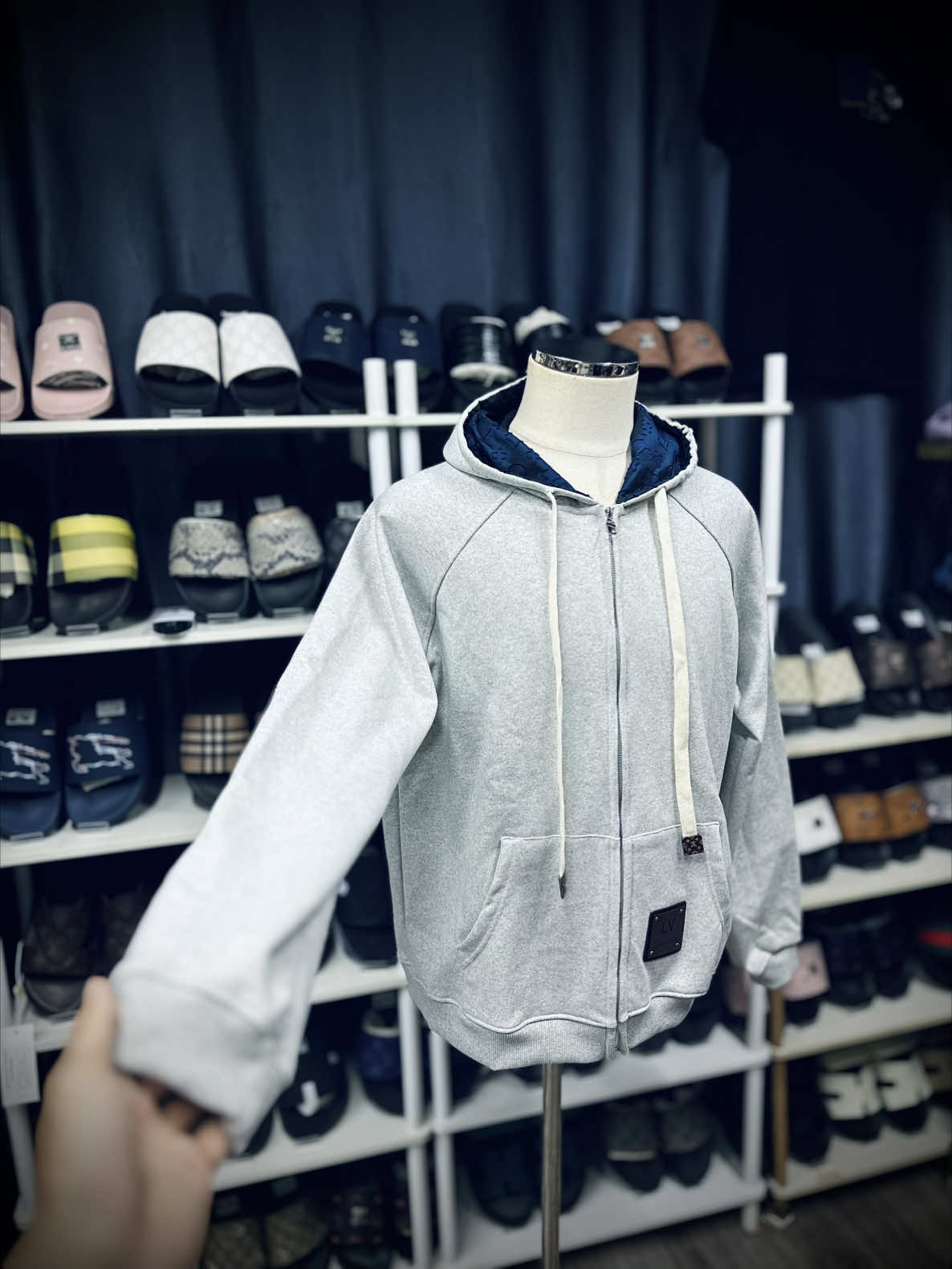 Từng là bầu trời đầy nắng #xh #xuhuong #THAIHAILUX #aokhoacnamhoodie #hoodiechongnang #hoodie #hoodiezip #quangchaucaocappp 