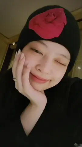 #blackpink #jennie #lisa #lalisa #rosé #rose #rosie #jisoo #kimjisoo #jenniekim #kimjennie #beullaegpingkeu #지수 #제니 #로제 #리사 #블랙핑크 