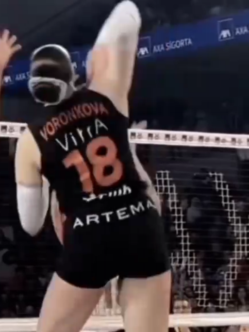 dön istersen be irina'm #irinavoronkova #voronkova #eczacıbaşı #eczacıbaşıvitra #volleyball #fypシ゚ #keşfetteyizzz 