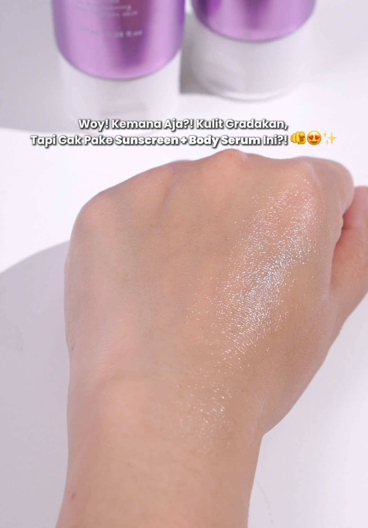 Pada kemana aja?!🫵🏻👀 absen dulu yok yang rajin pake dan udah CO todayy❤️✨#fyp #graceandglow #kulitcerah #kulitglowing #bodyserum #sunbodyserum #spf30pa➕➕➕ #lotionviral 