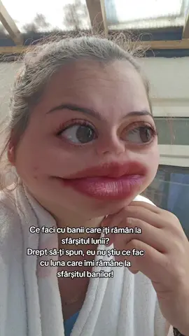 CAREVA CU IDEI???? 🤣#2pasidebine #uktiktok #pamflet #funnyvideos😂  #stiu_ca_nu_o_sa__ajunga_pe_foryou #foruyou #urmaritori #goviral #foruyou #viral #viralvideo #viraltiktok #anglia #UK 