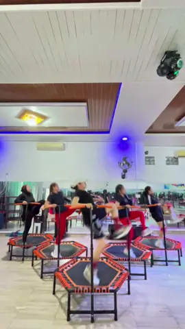 Olah raga yang buat aku makin semangat & happy yaitu trampoline. Memang ga semua orang mampu, tp kalau kalian mau belajar & berusaha pasti BISA 👏👏👏 Jadwal Trampoline @DE PERKASA FITNESS CENTER  Senin : 16.30 Selasa : 09.30 Kamis : 09.30  Minggu : 08. 30  😘🫶😘🫶