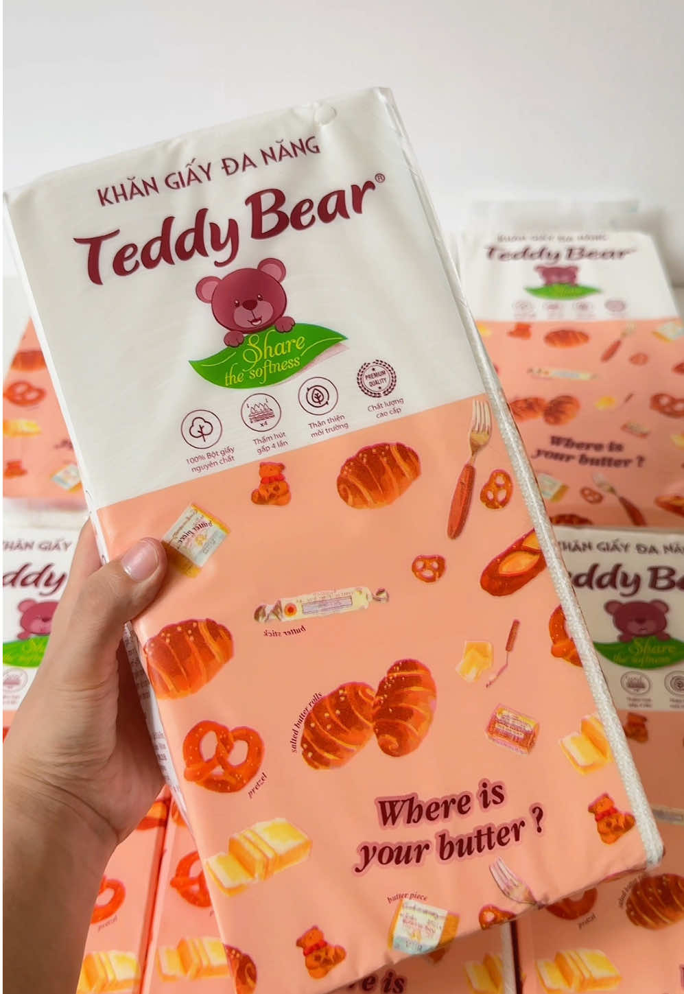 Giấy gì mà mềm như bông, rút không bung, xả không tắc? Chào mừng bạn đến với thế giới của Giấy Teddy Bear!#TEDDYBEAR #HAPPYBEAR #GiayTeddyBear #GiayHappyBear  #BAOMINHPAPER #Giayan #Giayrut #Giaytreotuong Share the Softness Tự Hào Sản Phẩm Giấy Việt Nam #GiấyViệtNam #MadeinVietNam