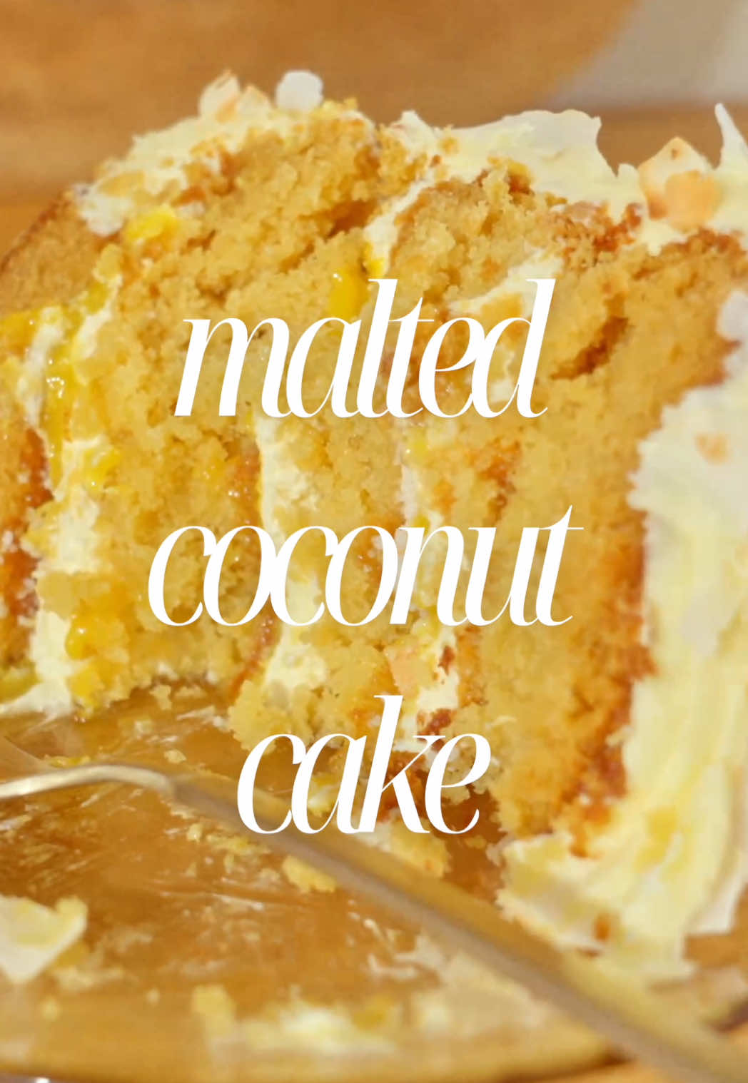 I feel like I never advertise this but “Cooking for Fun” is my YouTube show! All of the wedding cake recipes will live on there, dropping every morning this long weekend 💚 #weddingcakes 