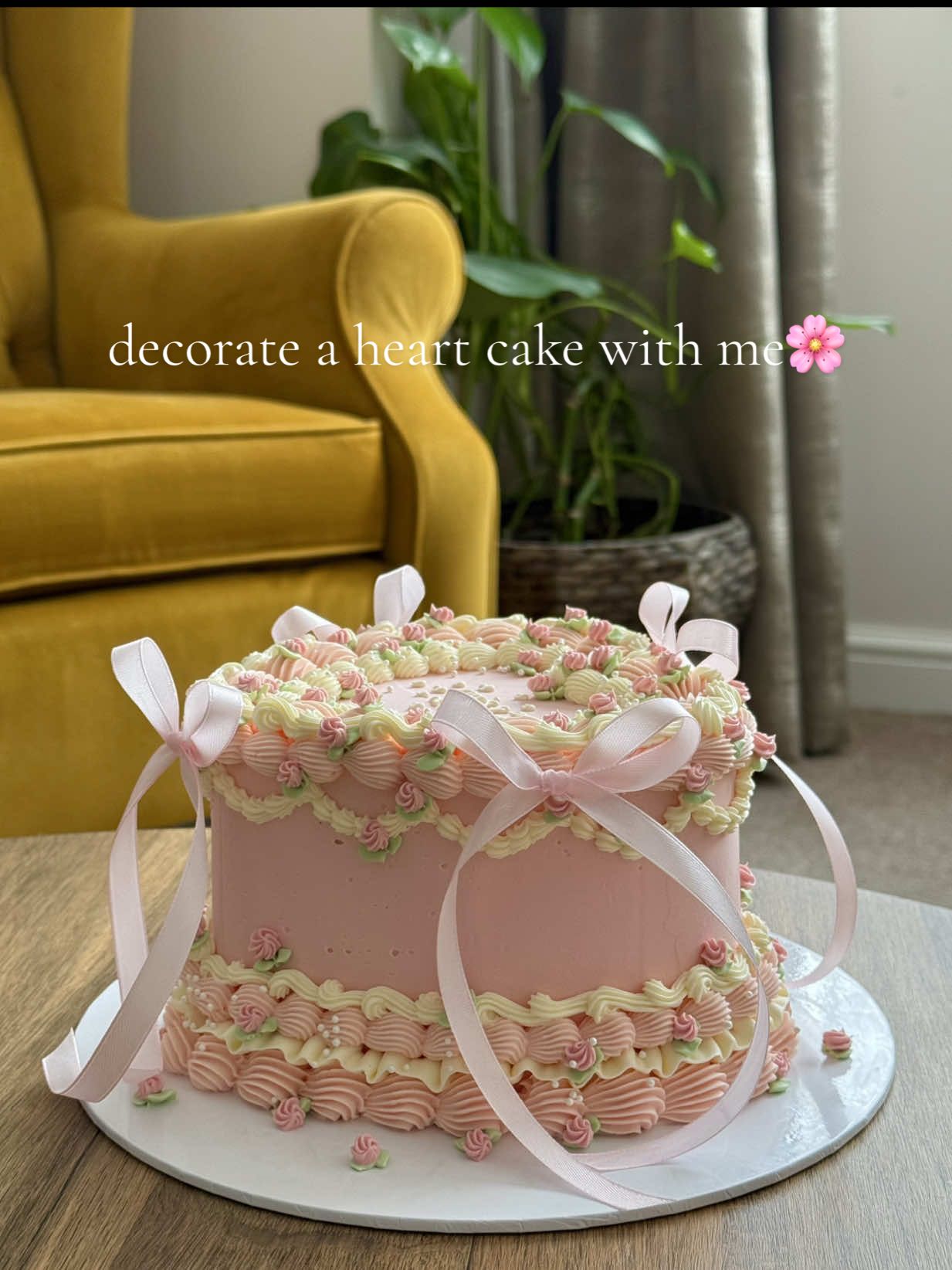 Decorate a 6” heart cake with me whilst I talk about cake prices💕🌷🌱🌸✨ #cakeprices #heartcake #vintagecake #fyp #cakedecorating 