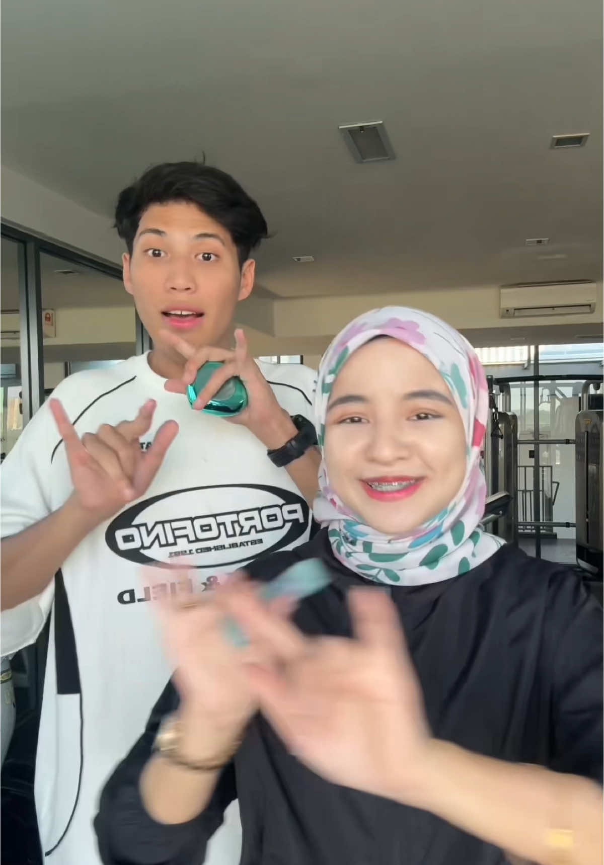 Korang jangan lupa masuk live launching di tiktok bellestrelle pada 27/5 jam 8:30 malam‼️ Kak Bella nak bagi harga best untuk limited edition kalini 😍 