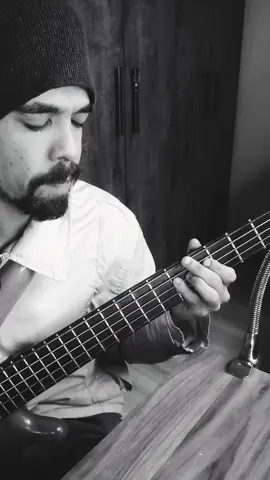 Me empolguei um cadinho eu acho 😅😅😅 #music #musica #groove #bassplayer #bass #fyp #vibes #fy 