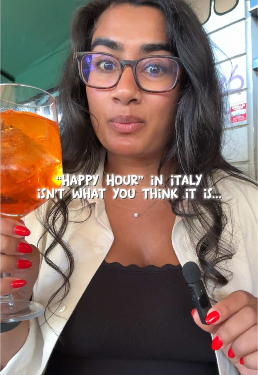 Italian aperitivo culture is the BEST 🤩🍹🇮🇹 An €8 Aperol spritz + a free plate of snacks?! Yes please, and keep them coming 😂😂😂 #italy #italytiktok #italytravel #happyhour #aperitivo #snacks #aperolspritz 