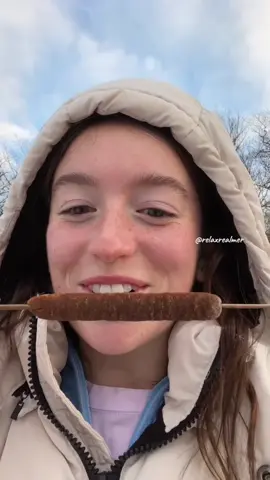 Very interesting cattail spikes#satisfying #oddlysatisfying #asmr #funny 