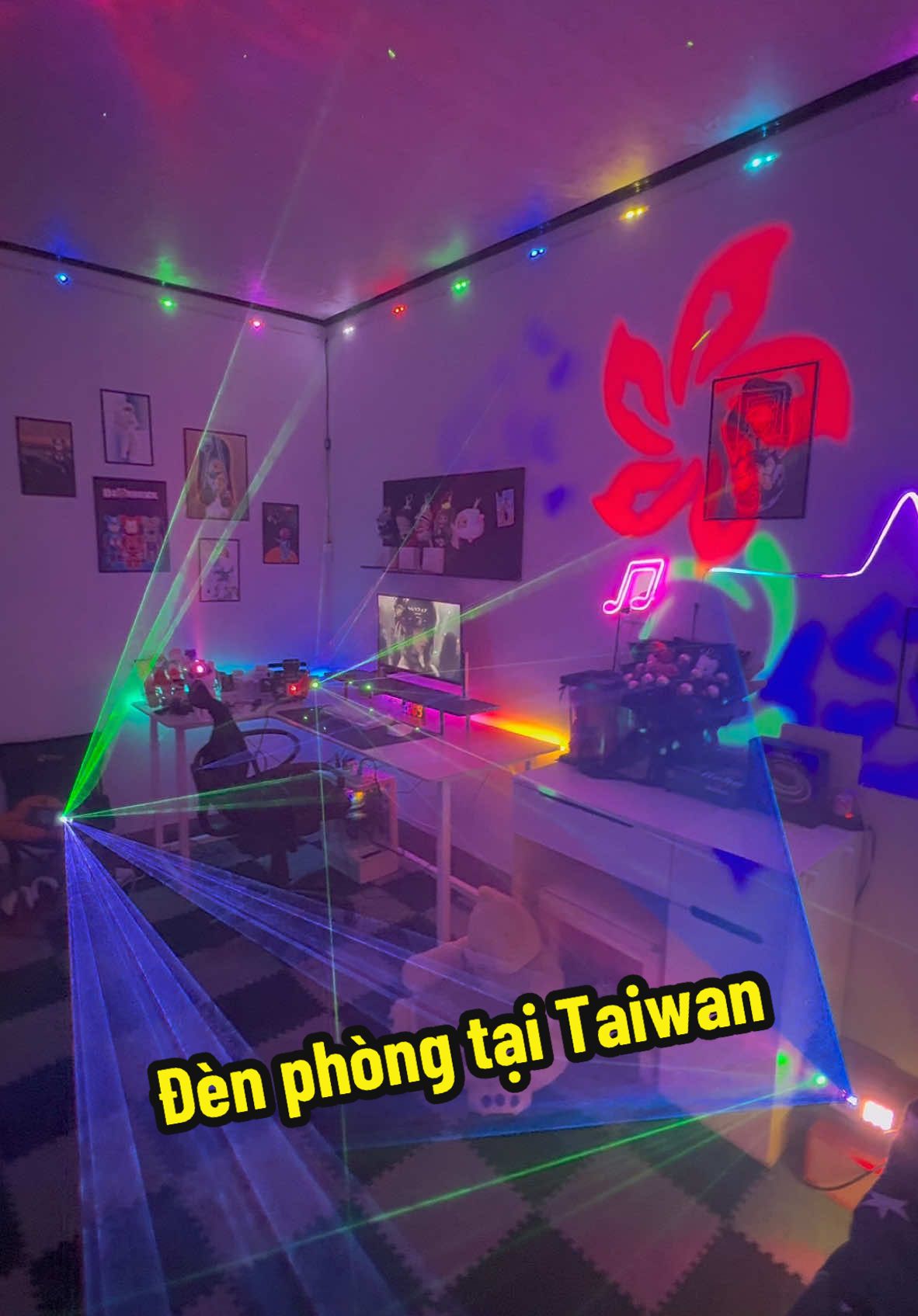 Chủ nhật em lại lên đèn 🥰#nguoivietnamtaidailoan🇹🇼 #denledtaiwan #denbayphongtaidailoan #duhocsinhdailoan 