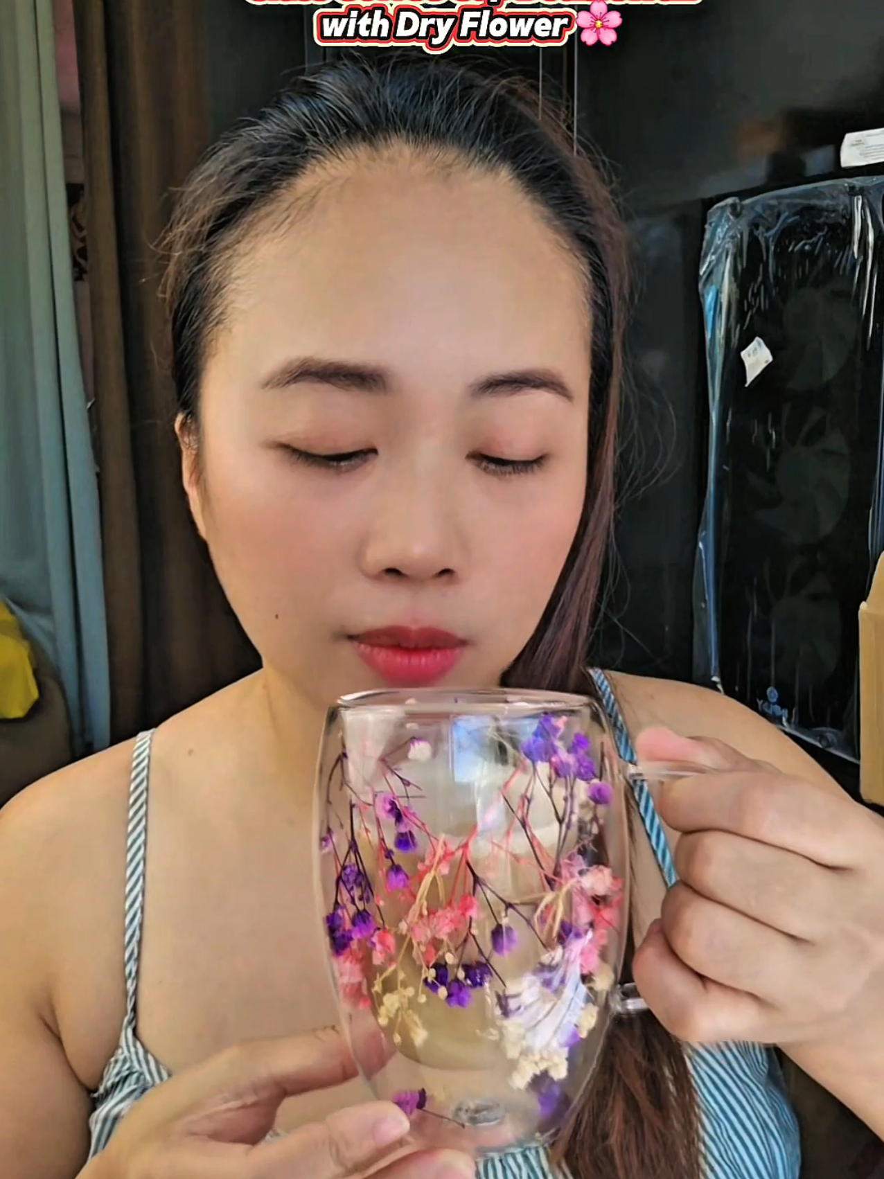🌸 Everlasting Flower Double-layer Insulated Glass Cup 🌸 300ML Real Flower High-value COLD Drink Coffee.  #FloralGlassCup #AestheticFinds #SipInStyle #ViralTrend #DrinkwareGoals #HomeAesthetic #GlassCupLove #TrendyEssentials #CoffeeLover #TeaTimeVibes #everlastingflowercup  #coffeecup #unboxing #fyp #foryou 