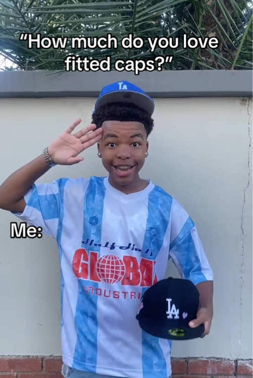 Step up your style game with the iconic New Era 59FIFTY fitted caps — now available at Hovar! Premium fit. Timeless design. Streetwear approved⭐️ First time buyers get 10% off🫦 www.hovar.co.za🫡 #fyp #tiktoksouthafrica #trending #fittedhat #newera #fittedcap #SAMA28 #y2k #relatable #blowup 