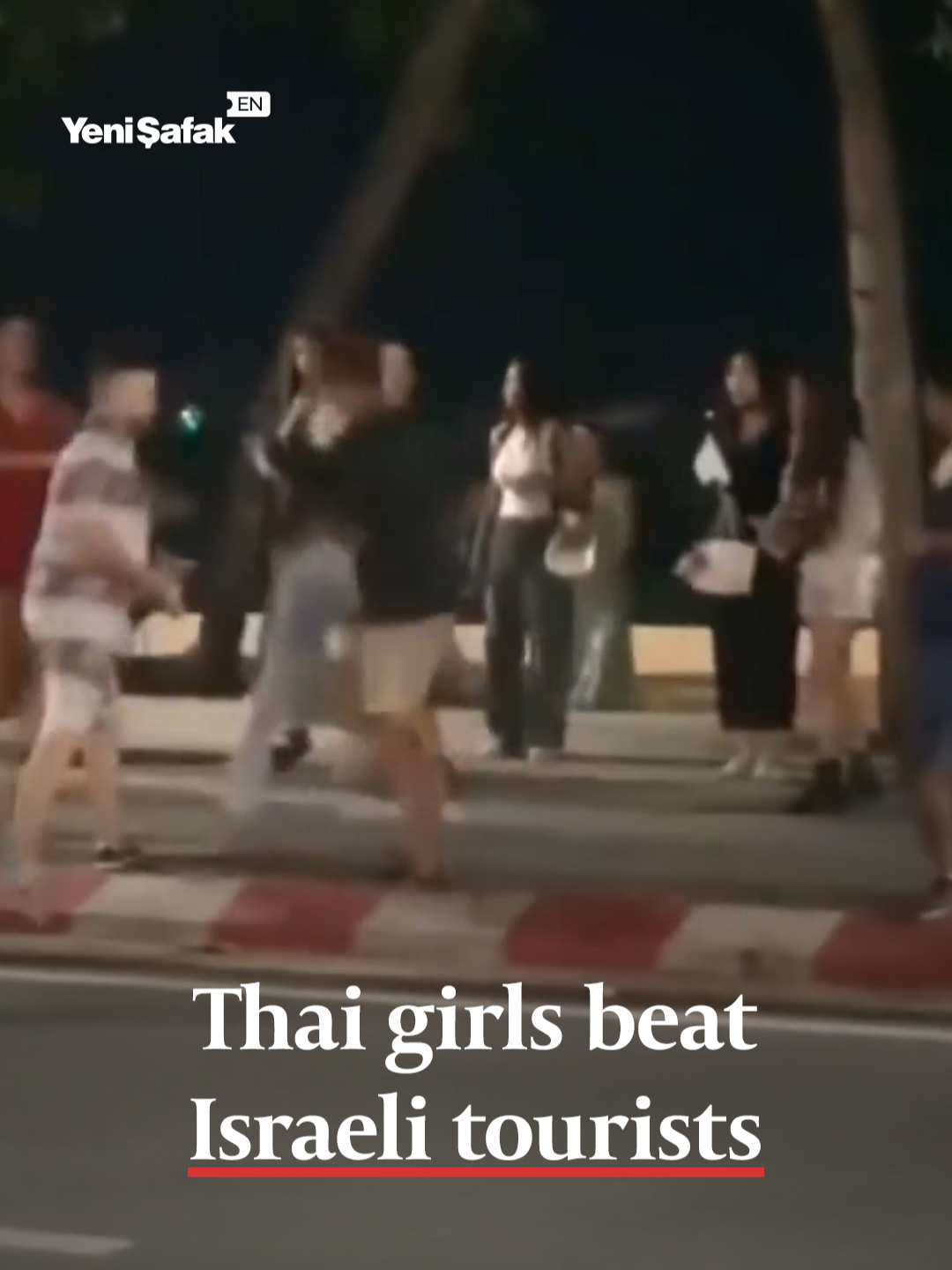 A viral video from Thailand shows a group of girls attacking and chasing Israeli tourists after they attempted to escape.