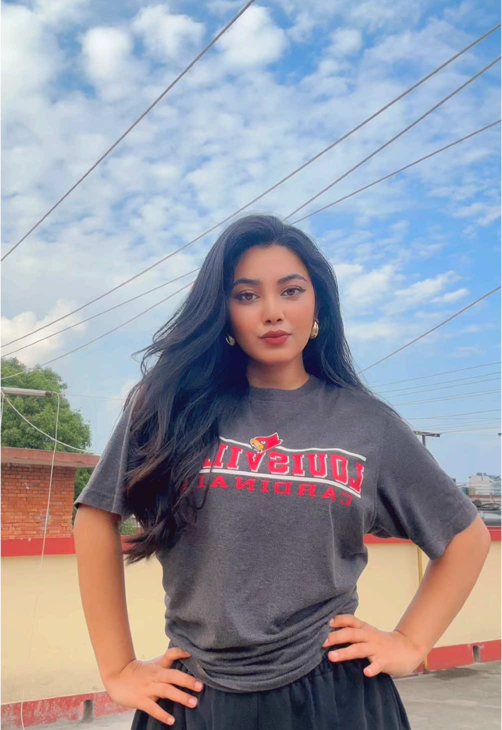 Laal pari 🐦‍🔥 #fyp #tiktoknepal #xyz #aaisha #lalpari #dance2025 #trendingdance #dancechallenge #trenddance #creatorsearchinsights #dancewithaaisha #trendingdance2025 #hindisong 