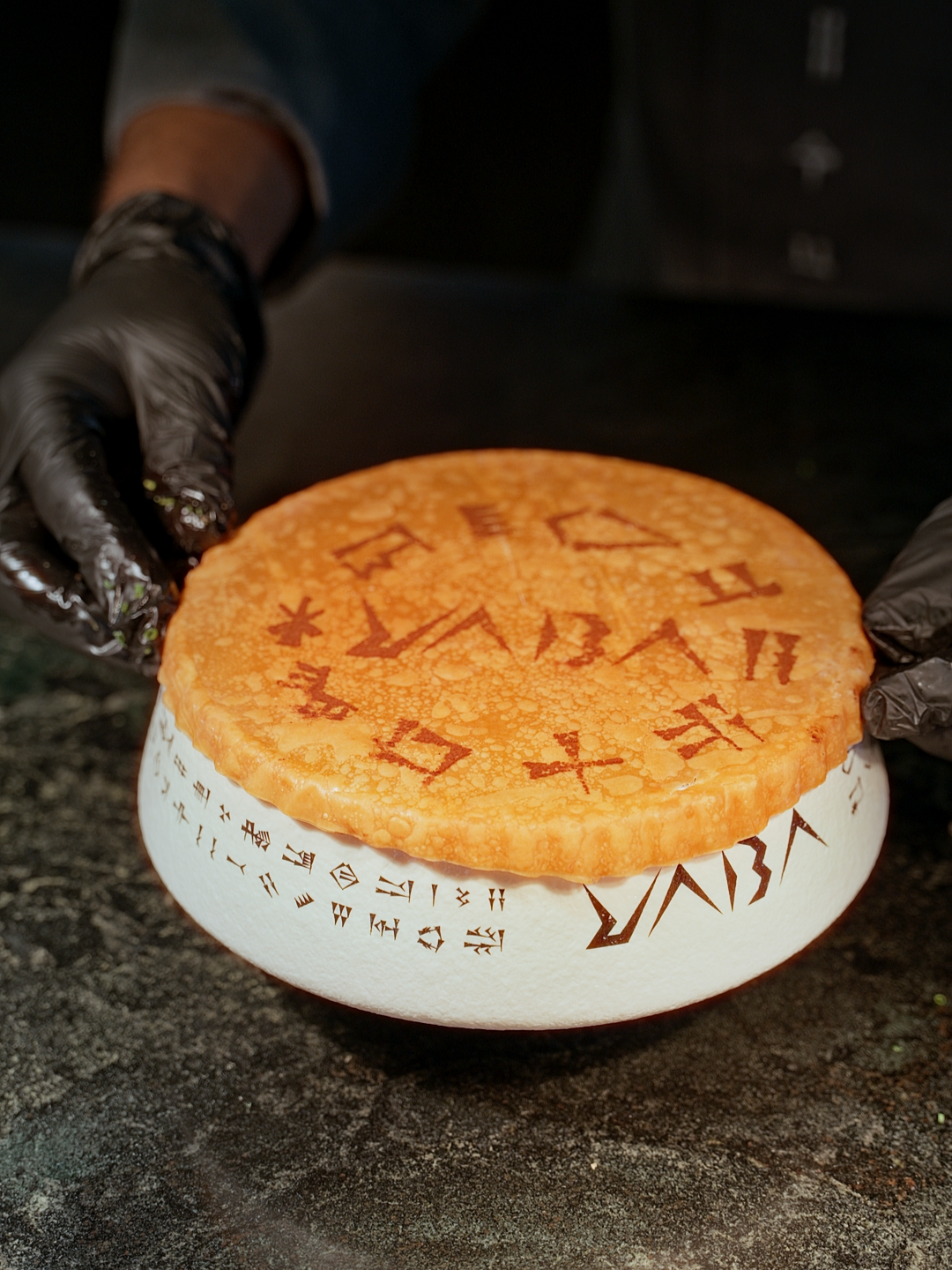 شلون نحضر البردة بلاو في يابا ✨  How do we prepare the Barda Plaw at yaba ✨ #YabaRestaurant #YabaByChefShaheen #ChefShaheen #WaslVita #dubai  #مطعم_يابا #يابا_من_شيف_شاهين #شيف_شاهين #دبي
