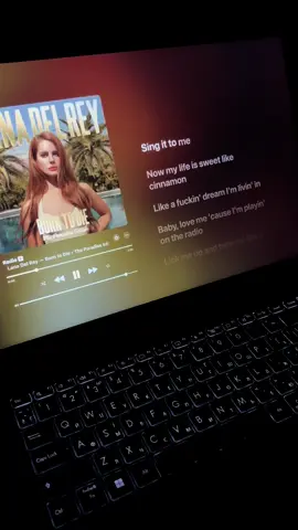 Radio🎧#radio #lanadelrey #sound #song #applemusic 