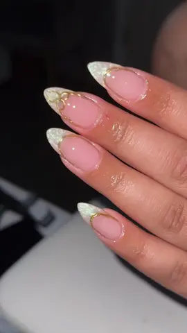 Chrome frenchies 🤍 #nails#chromenails#frenchnails#bownails#gelx