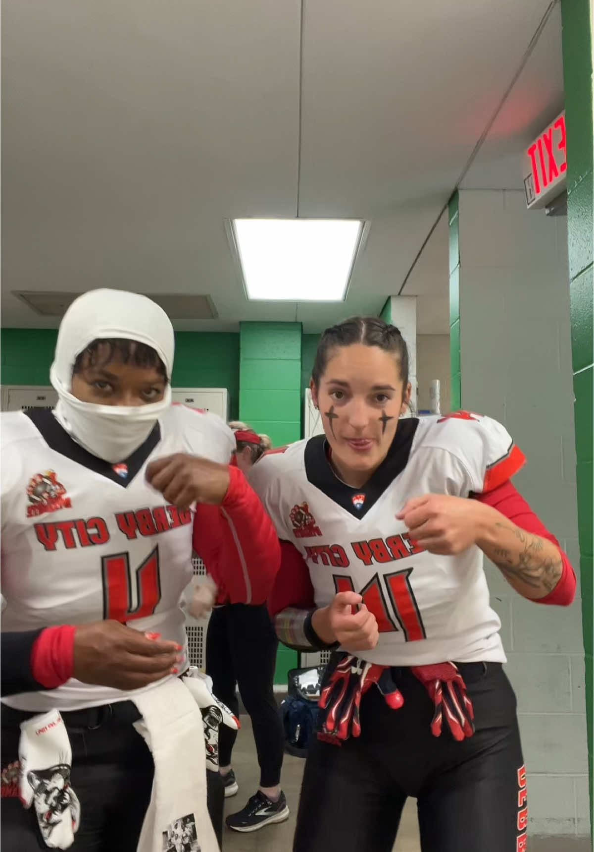 Gameday shenanigans✨ #womeninsports #womenstacklefootball #wfa 