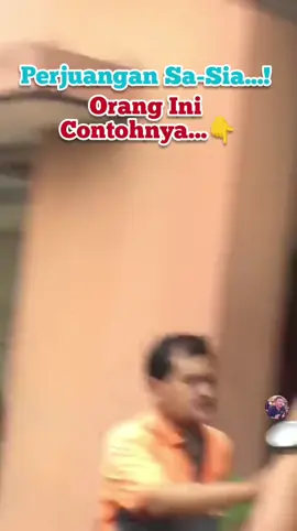 Walaupun aku bukan penyokong PKR tapi bagi Tian Chua ni mmg antara legend reformis dan PKR. Kalau tanya BBNU yang baru join PKR dan acah2 pejuang korang boleh ke buat mcm mana Tian Chua buat..cari balik gmbr dia duduk hadap trak FRU..aku rasa yang duk panggil dia pengkhianat pun akan lari tak cukup tanah kalau kena mcm tu