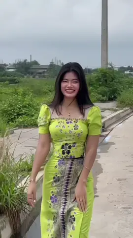 #สโลว์สมูท သူများနိုင်ငံမှာမြန်မာဝတ်စုံဝတ်ရဖို့ပွဲတွေရှိမှဝတ်ရတာမလို့ဝတ်ရတဲ့အချိန်vdအများကြီးရိုက်ထားလိုက်တယ်မျက်စိနောက်ရင်ကျော်သွားပါရှင့်🥺😊#views #fyp #fypシ゚ 