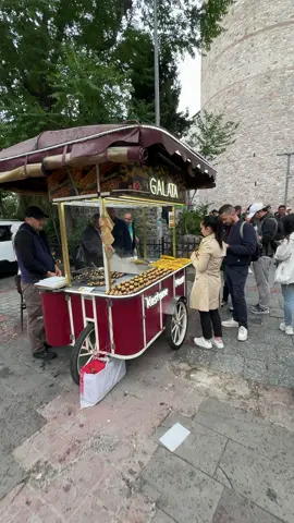أجواء اسطنبول اليوم في برج غلطة #اسطنبول #istanbul #تركيا #السياحة_في_تركيا #اكسبلور 