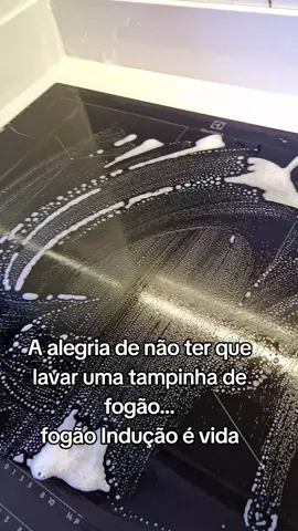 Descubra a praticidade do fogão de indução! Rápido, moderno e seguro, ele transforma sua cozinha em um ambiente mais funcional e bonito. Menos tempo cozinhando, mais tempo aproveitando! #FogãoDeIndução #CozinhaModerna #DicaDeCasa #Reforma #Decoração #Eletrodomésticos #CasaOrganizada #TecnologiaNaCozinha #DicaShopee #CozinhaInteligente