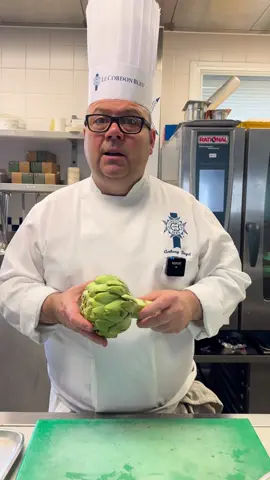 Deputy Head Cuisine Chef Anthony Boyd demonstrates how to prepare a globe artichoke for cooking. You can learn techniques like this and much more from Chef Anthony and our other Le Cordon Bleu Master Chefs on our Diplôme de Cuisine. Find out more here lcbl.eu/gl137r #artichoke #cuisinetiktok #cuisine #cooking #cookingtips #cookingtipsandtricks #cookingtiktok #cookingtok #chef #lecordonbleu #lecordonbleulondon