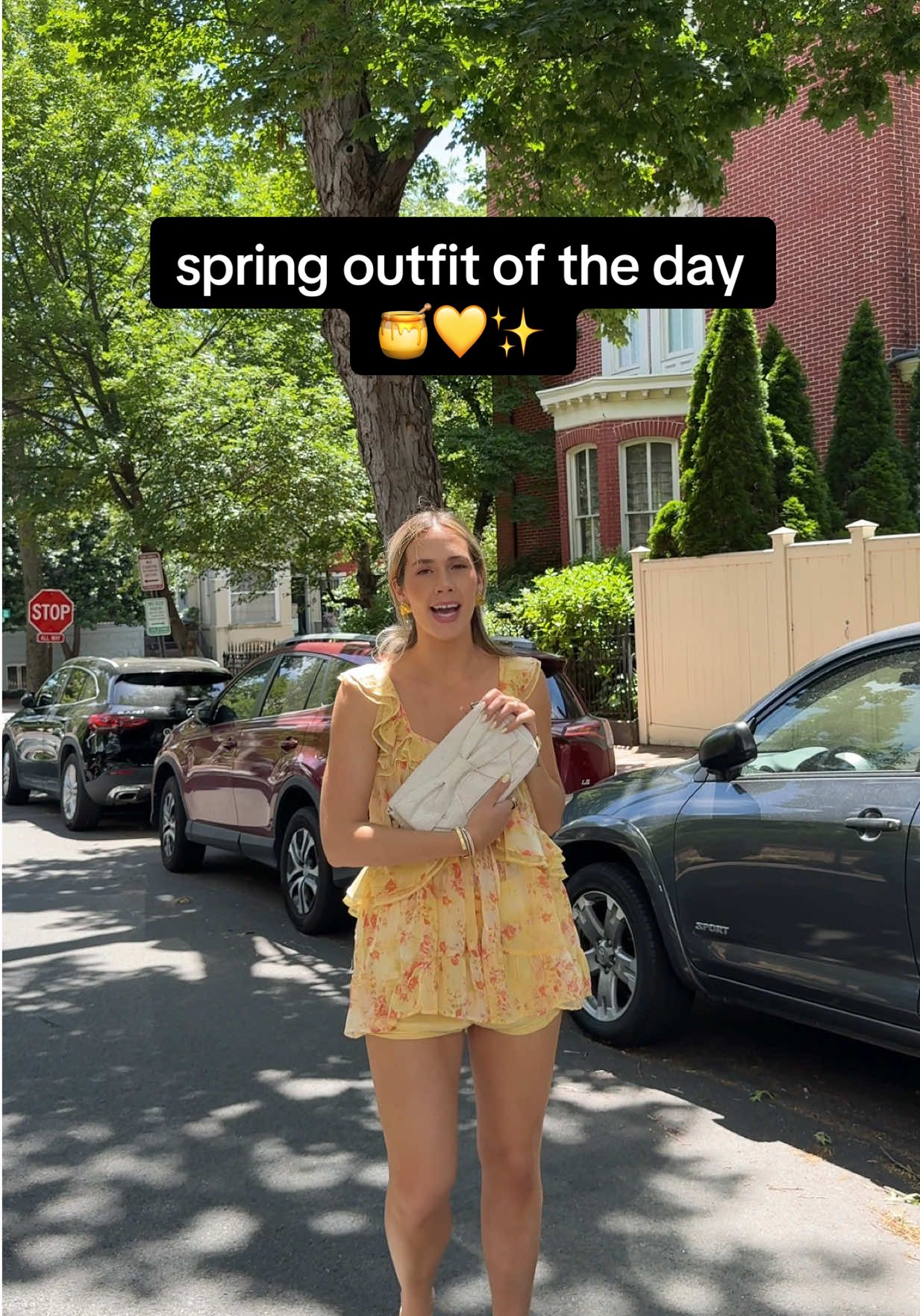 & the hair clip ties it all together! 💛✨ butter yellow outfit of the day! thx for asking 🤪 #springoutfits #springootd #butteryellow #freepeoplestyle #fpcreator #dolcevitashoes @Free People @Dolce Vita Footwear @Betsey Johnson 
