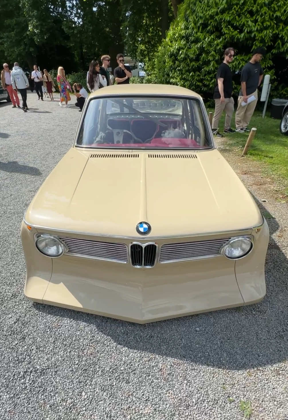 Concorso d’Eleganza Villa d’Este📍  What’s your favourite?  #concorsodeleganza #villadeste #carcommunity #petrolheads #classiccars #wlw #carguys #cargirls #ferrari #mercedes #bmw