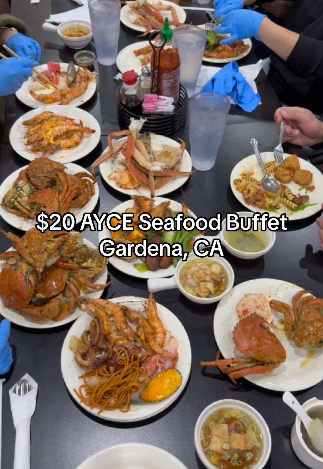 AYCE Seafood Buffet for only $20 in Gardena, CA 🦀🐙🦐 We feasted on crabs, shrimp, crawfish, squid, fish, sushi, noodles, desserts & more!  #seafood #buffet #seafoodbuffet #gardena #cheapeats #ayce 
