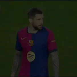 🧱#iñigomartinez #futbol⚽️ #fut #fypシ゚ #fypp #españa🇪🇸 #barca #fypシ゚ #defensa #parat 