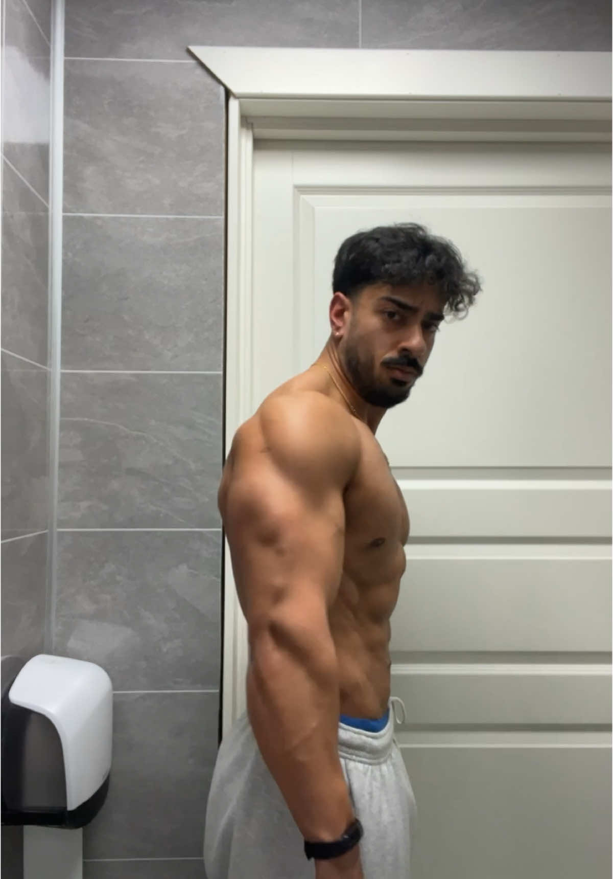 This is your sign. #bodybuilding #Fitness #gym #transformation #GymTok #fyp #foryoupage 