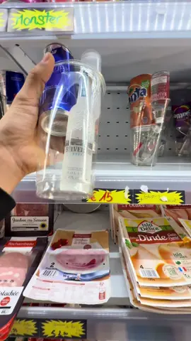 🫐  #pourtoi #vodkaredbulls #fyp #clermontferrand #vodka   🚫 Ce contenu est réservé aux adultes. ⚠️ L’abus d’alcool est dangereux pour la santé. ✅ À consommer avec modération.