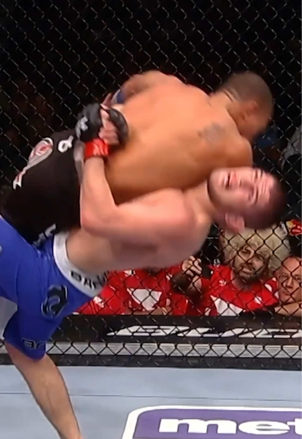 🤼 В этот день в 2013 году Хабиб провел 21 тейкдаун за один бой! #UFC #MMA #khabib #khabib_nurmagomedov #takedown #wrestling #grappling 
