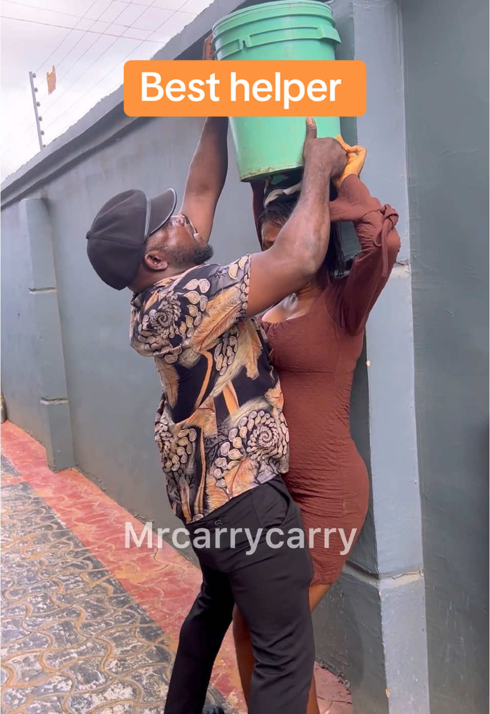My help oooo #fyp  #day #funny #viralvideos #influencer #tiktokworld #funnytiktok #comedyvideo #tiktok 