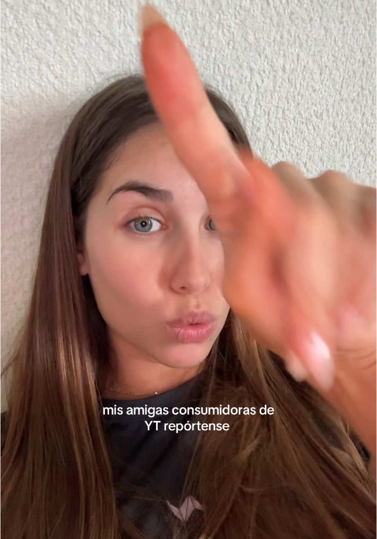 help amigas, quiero saber si les gusta YT y tomármelo en serio porque me divierte cambiar un poco el formato, estos días estuve reflexionando un poco sobre lo que subo y siento que tengo ganas de aportar algo más 🤍 #fyp #yt #contentcreator 