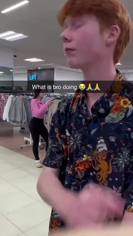 Is this riz? 😭🙏@huzzaiapp  #FailedRizz #RizzGoneWrong #JakeTheHuman #bournemouth #poole #tiktoktrending 