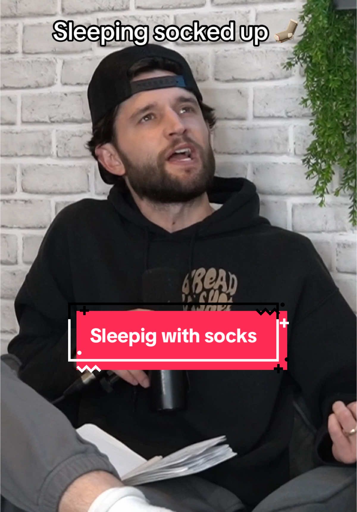 It hugs the foot 🧦 