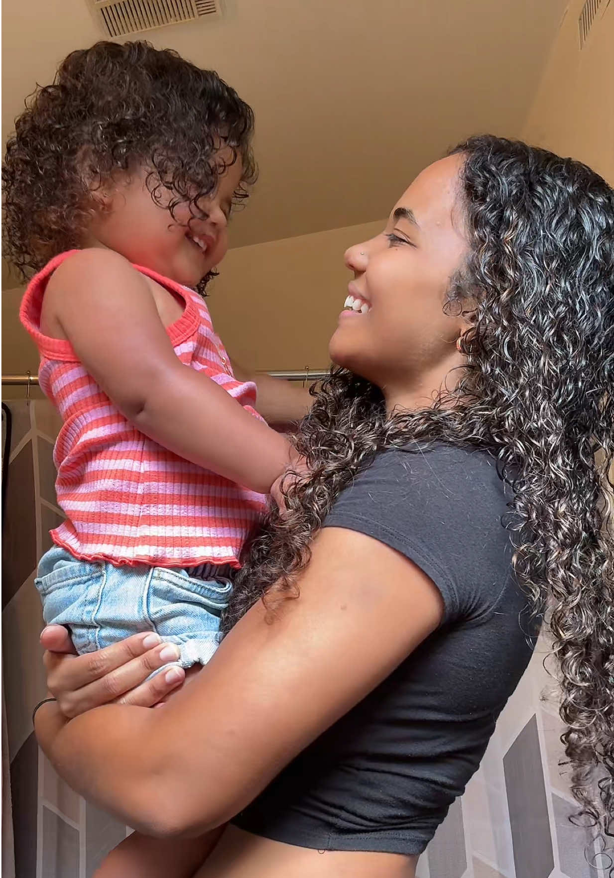 twin ❤️ #baby #babyfever #babytok #firsttimemom #momlife #momanddaughter 