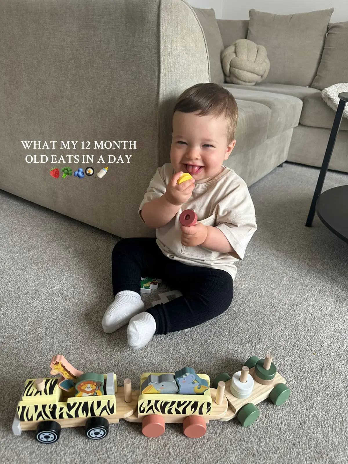 What my 12 month old eats in a day… weekend edition🍓🫐🥦🍳🍼  #motherhood #mumsoftiktok #babiesoftiktok #12monthsold #blw #weaningjourney #wieiad #fyp 