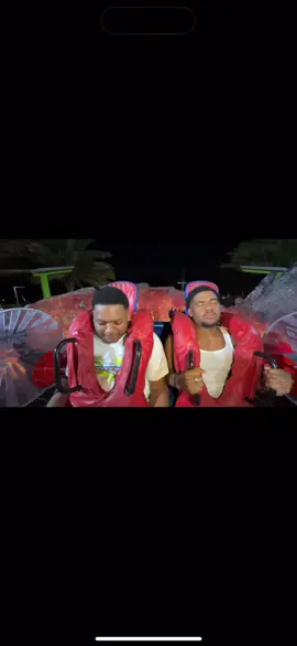 @SlimeBall thought the ride was weak what yall think fy #foryoupage #foryou #trending #orlando #orlandoflorida #slingshot #iconpark #iconparkorlando  #memorialday #funny #rollercoastertiktok 