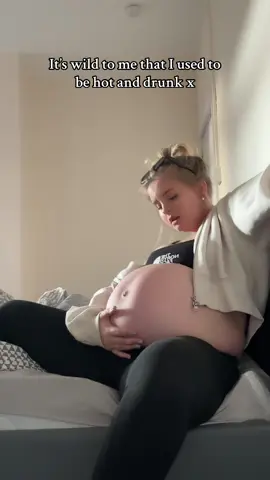 No I’m just fat and tired x #fyp #fypageシ #pregnant #xyzabc 