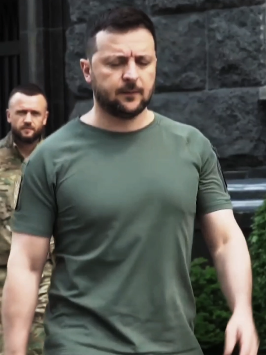 The walk of a leader, boss, legend 🔥 #zelensky #зеленський #edit #fyp @President Zexylensky @teamgreen24 @Karin🌻 