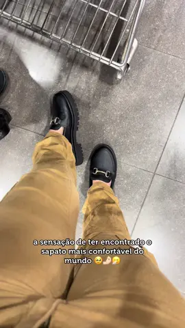e tá disponível no tiktok shop por um preço mara 🥹🤧 #mocassim #tiktokshopchegou #tiktokshopbrasil #tiktokshop #moda 