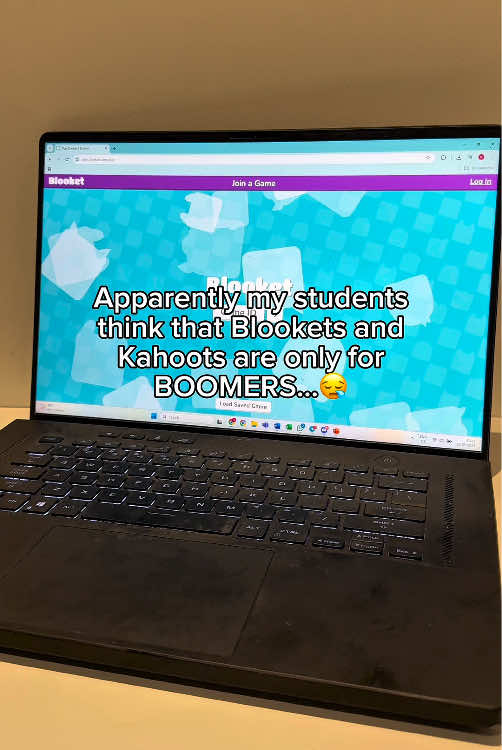 Calling your history teacher a boomer is something else 😬 #teachertok #over30 #blooket #kahoot #learningisfun #highschool #teachingtips 