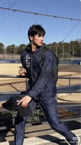 I kept getting blinded by his face card while making this post #ohtani #shoheiohtani #baddie #fine #shohei #fyp #viral #fypシ 