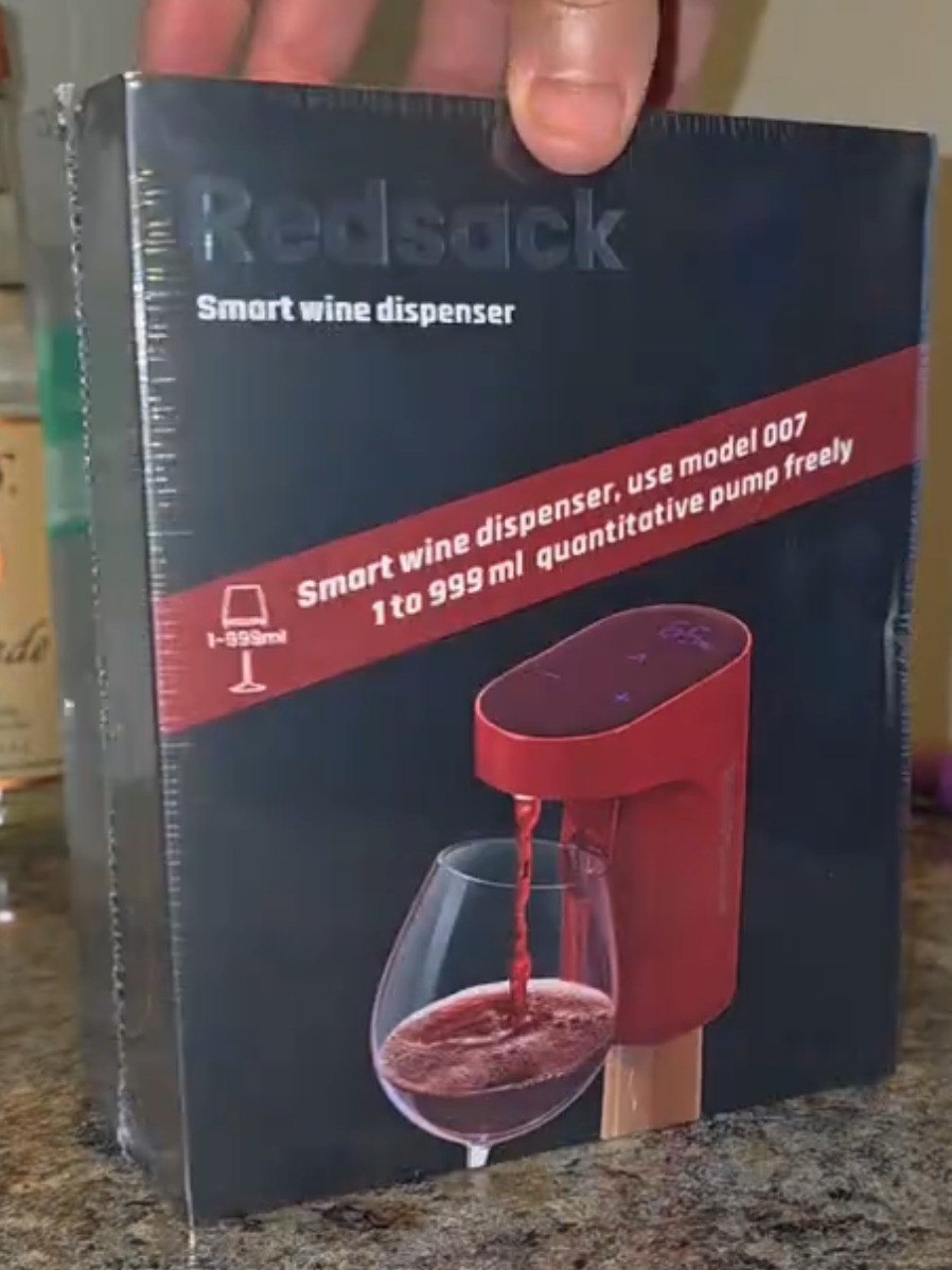 Best dispenser i got #redsack #redsackdispenser #smartdispenser #smartwinedispenser #vodka #entretenimiento #divertido #winelover #dispenser #tiktokshop #tiktokshopfinds #electronics 