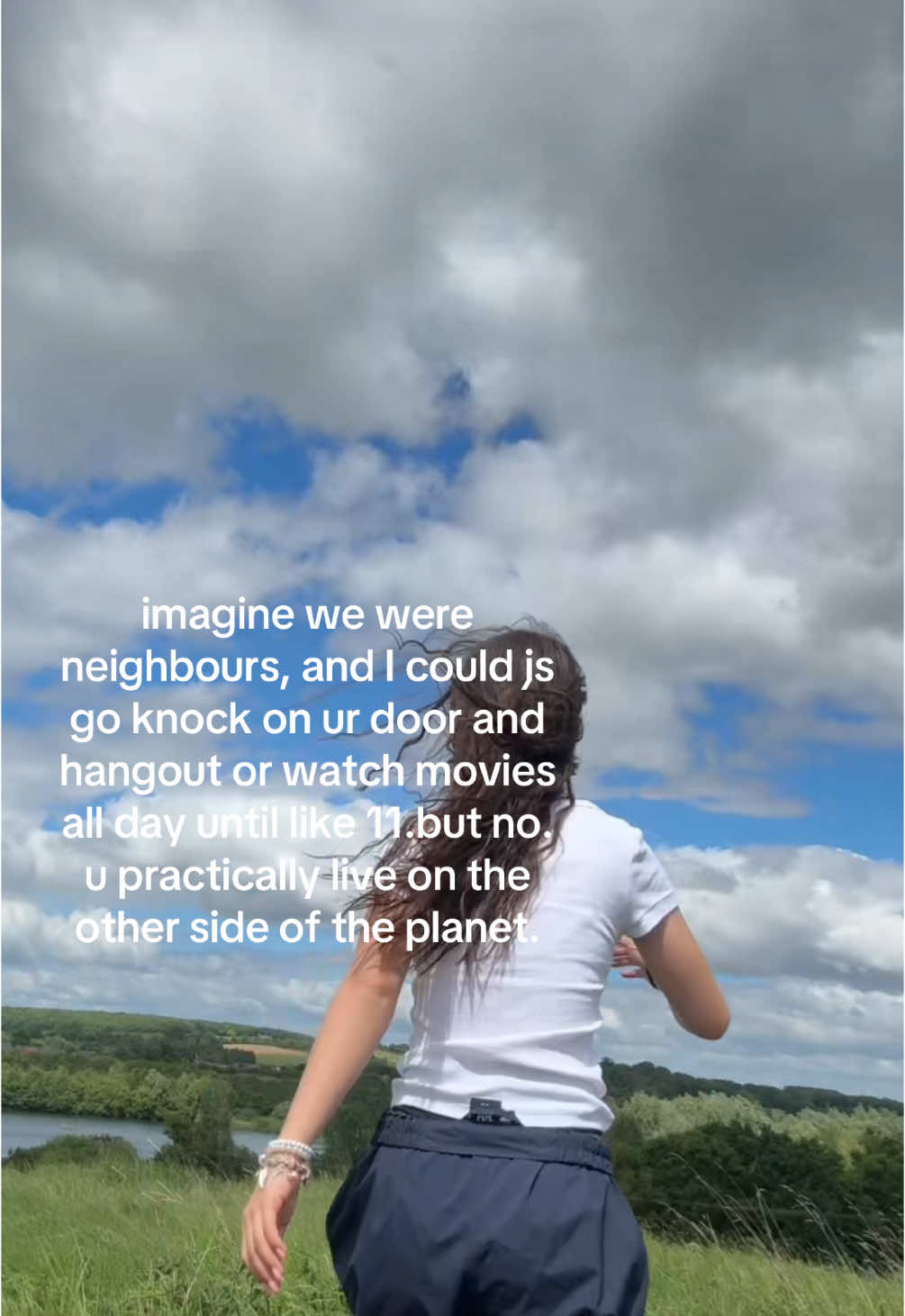 Guys DONT mind the tags yeah I didn’t wna sag. #neighbours #imagine #bsf #hangout #longdistance #sofar #ily 