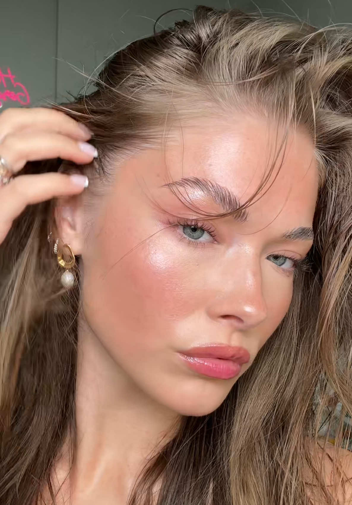 no mascara makeup is the besttt 💆🏼‍♀️✨🌸🫧💅🏼 product details in my LTK 💋 @L’Oréal Paris @Huda Beauty @Hourglass Cosmetics @Kosas @Patrick Ta Beauty @Saie @Charlotte Tilbury @Benefit Cosmetics @rhode skin @Westman-Atelier @pradabeauty @ONE SIZE BEAUTY #makeupinspo #cleangirlmakeup #trending #grwm 