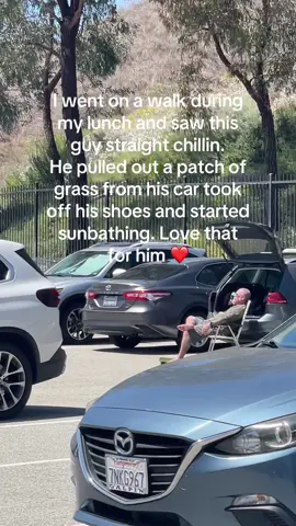 Should I go sit with him? #fyp  #foryou  #trending  #indiepop #queertiktok #indielatinxartist #newartist #filmcrew #wlw 